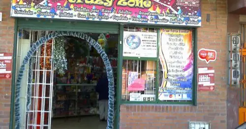 PINATERIA Y MISCELANEA CRAZY ZONE PINATERIA Y MISCELANEA CRAZY ZONE